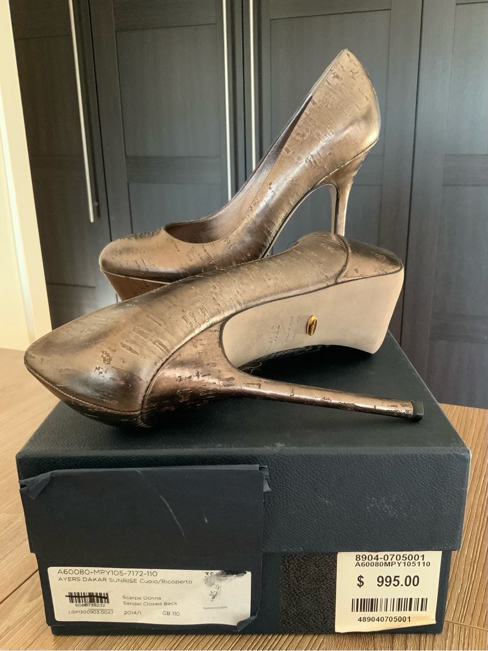 Sergio Rossi Metallic Platinum Platform Stiletto Pumps in Box Size 37.5/US 7.5